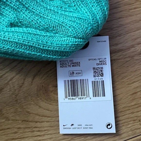 NIKE NRG Essential Knit Wool Unisex Beanie Turquoise NWT - Picture 3 of 5